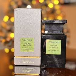 TOM FORD  TUSCAN LEATHER 