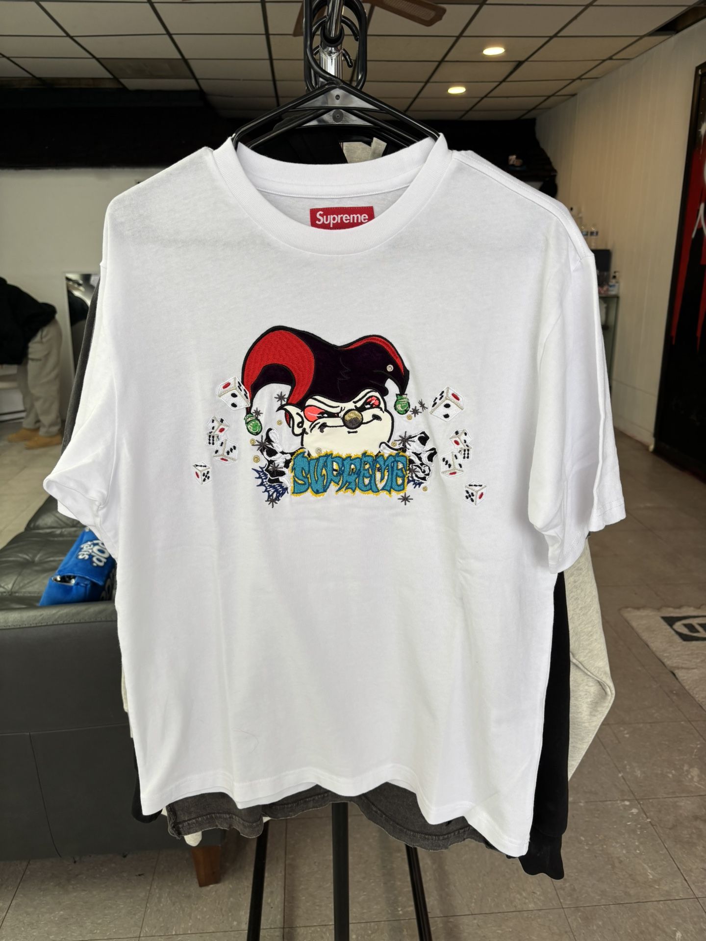 SUPREME AOI JESTER SHORT-SLEEVE TOP WHITE SIZE SMALL