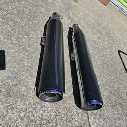 2023 Harley Lowrider S Stock Mufflers