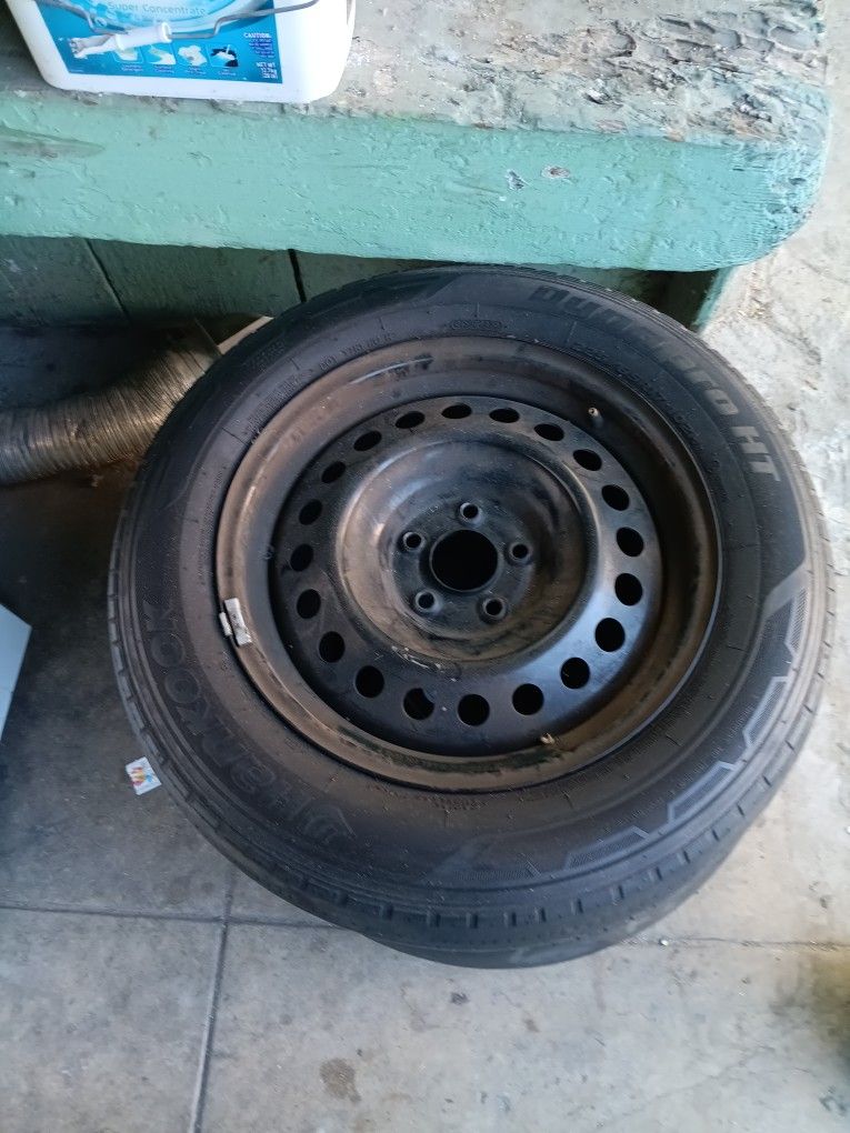 Not Suer For What Car I'm Asking 45 For Both..no Se Para Ke Caro Ws Pido 45 Por los 2 