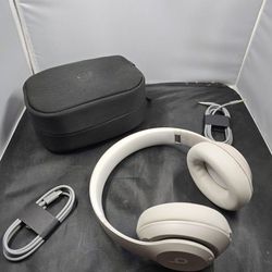 Apple Ivory Beats Studio Pro Headphones