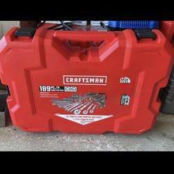 CRAFTSMAN 189 -Piece Metric and standard (SAE) Mechanics (New In Box)