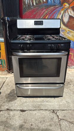 Frigidaire Stove