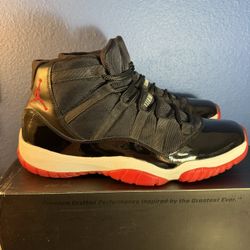 Men's Air Jordan 11 Retro 'Bred' 2012 SIZE 13