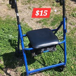 Rollator walker READ DESCRIPTION