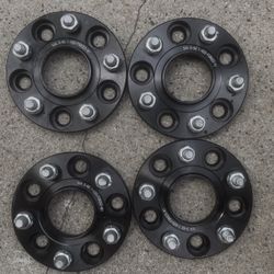 LOT OF 4 AFTERMARKET 5X4.5-64.1-20MM-