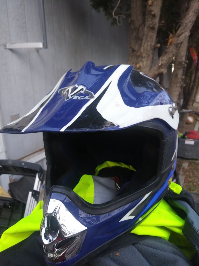 Medium Vega dirt bike helmet