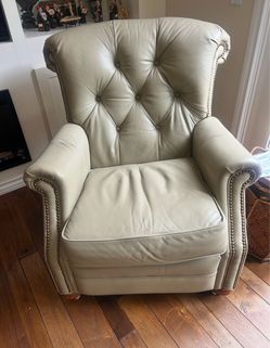 Lazy boy recliner