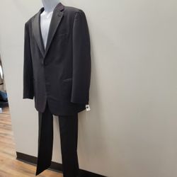 Clearance Tuxedo Sale 