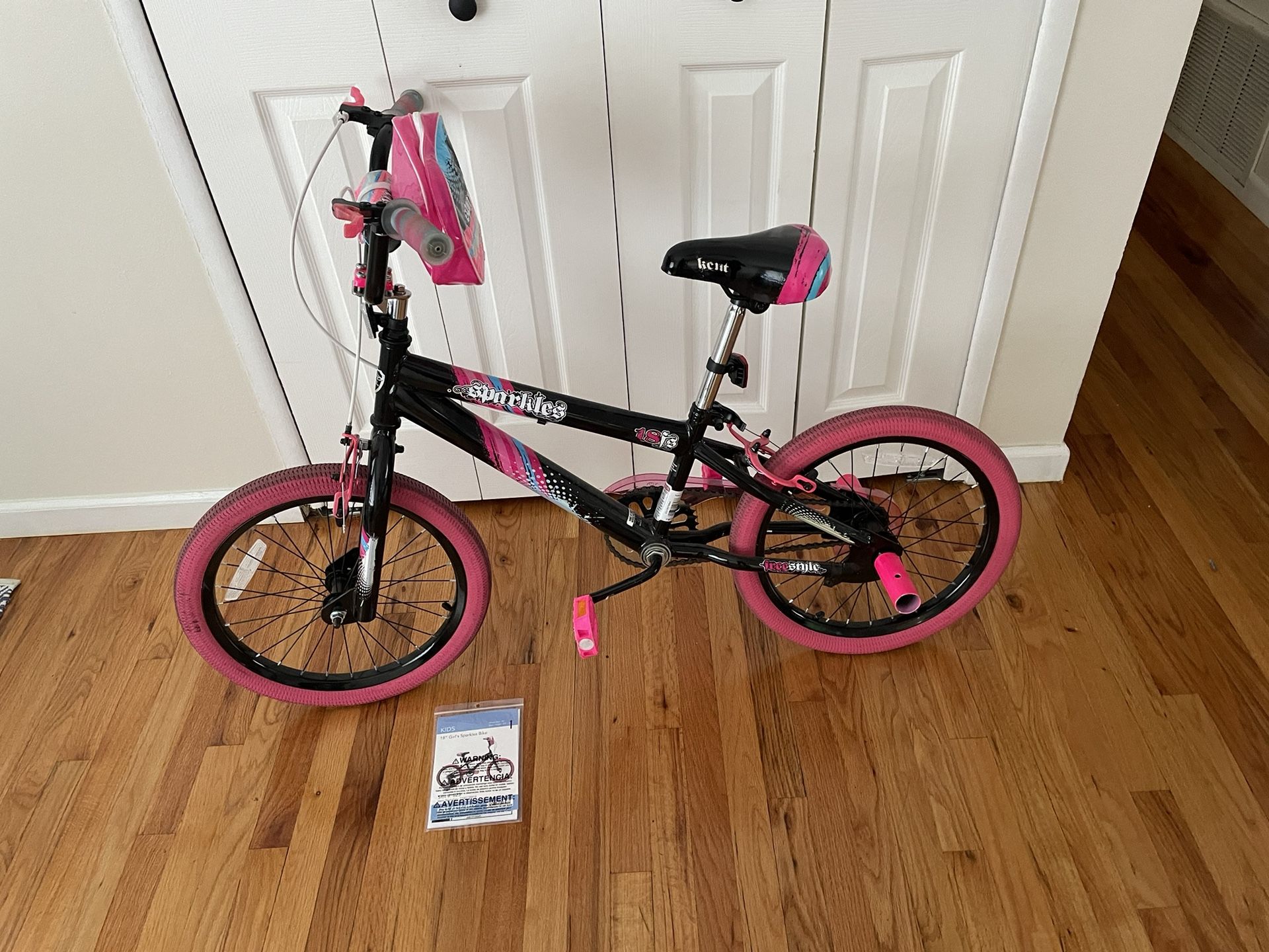 18 Inch Girls Sparkle Bike Black/Pink