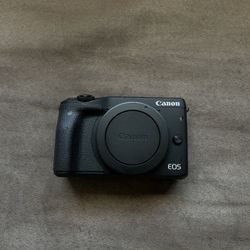 Canon EOS M3