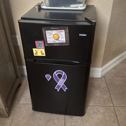 Mini fridge