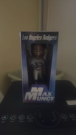 Bobble Head