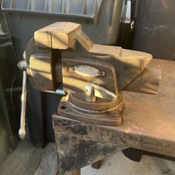 Vintage Craftsman Bench Vise