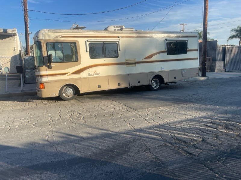 1997 Fleetwood Bounder