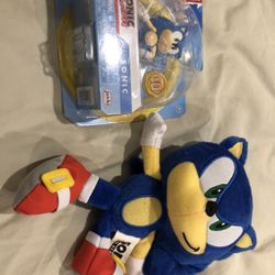 NEW Sonic Figure And Sonic Plush