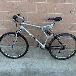 26” Diamondback V-Link 1.2 Mountain Bike