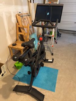 Gently Used 2021 Peloton Bike Plus, ~33 Rides, Duvall