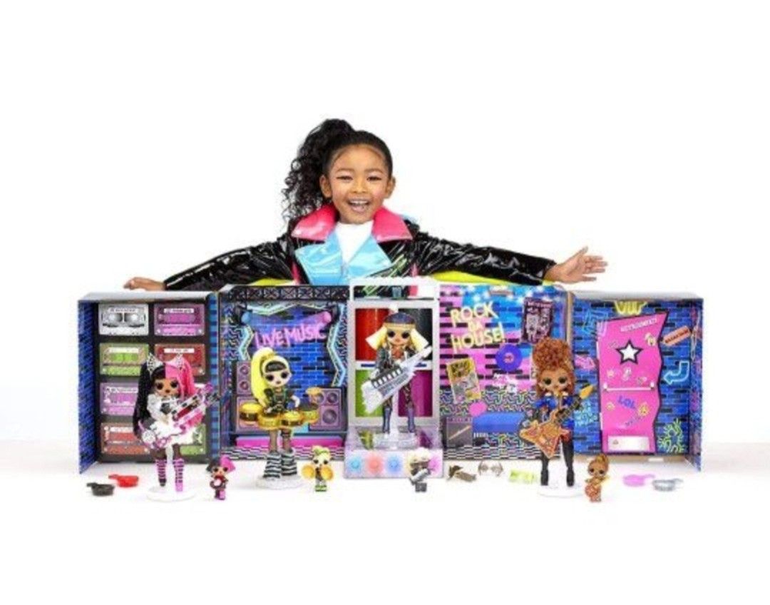 L.O.L. Surprise! OMG Dolls 4 Fashion Dolls And 4 Little Sister Dolls