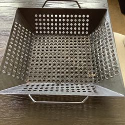 Barbecue pan for veggies/fish
