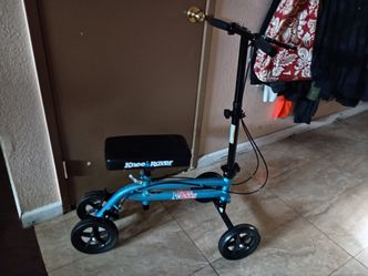 Knee scooter Brand new never used only assembled