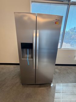 Whirlpool 36” 20 cu ft side by side refrigerator with 1 year warranty