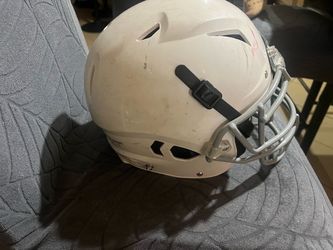 2 Helmets in good condition!!!