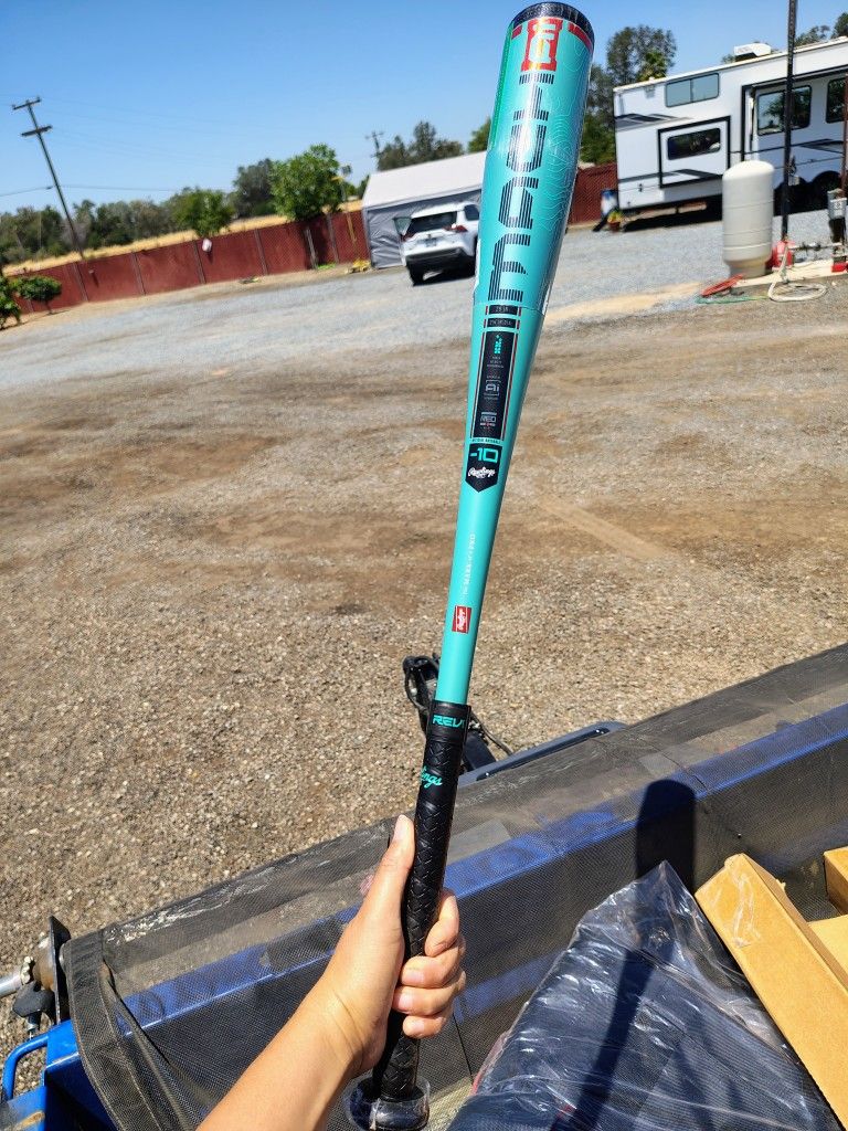 Baseball Bat And Casco