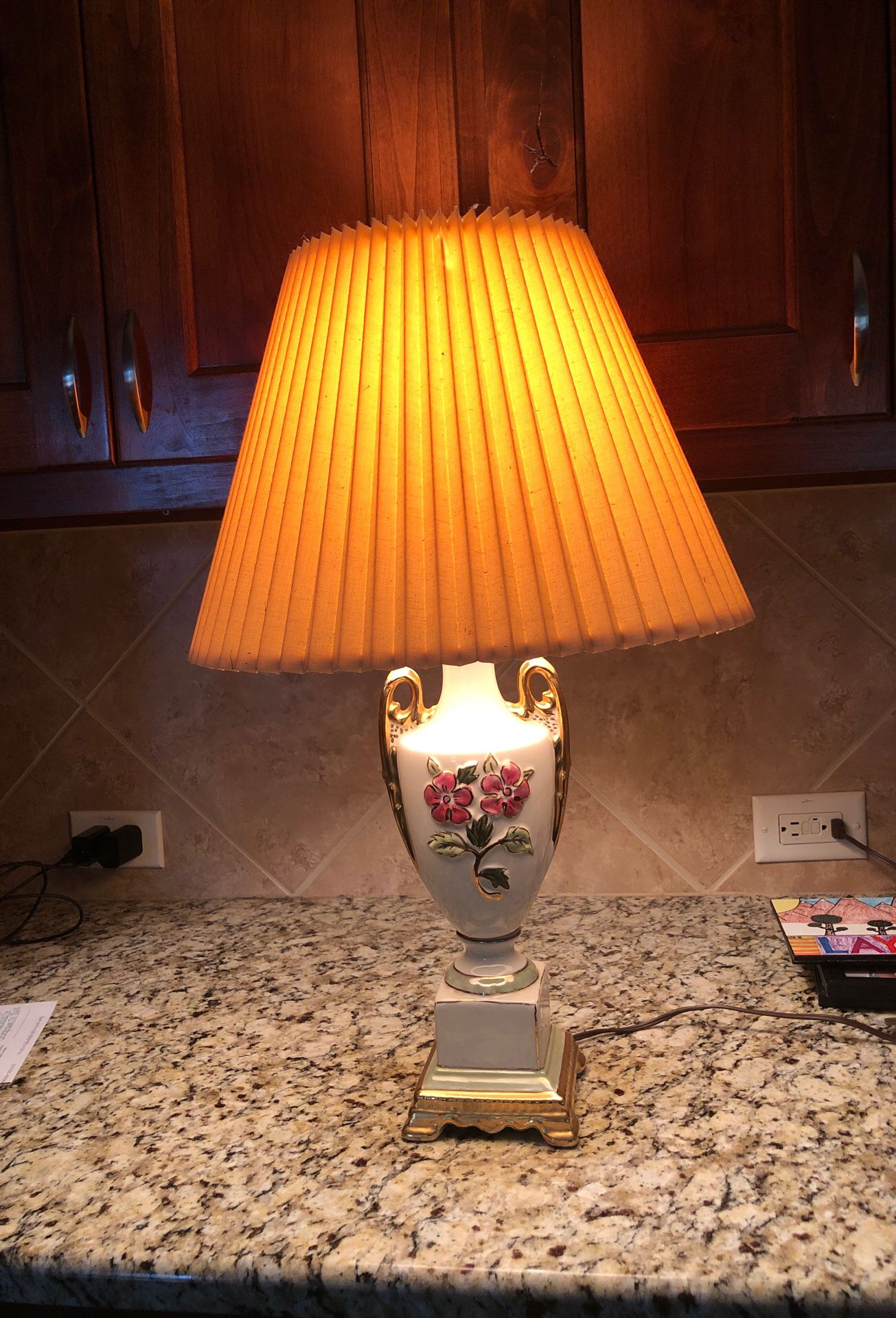 Vintage porcelain lamp base