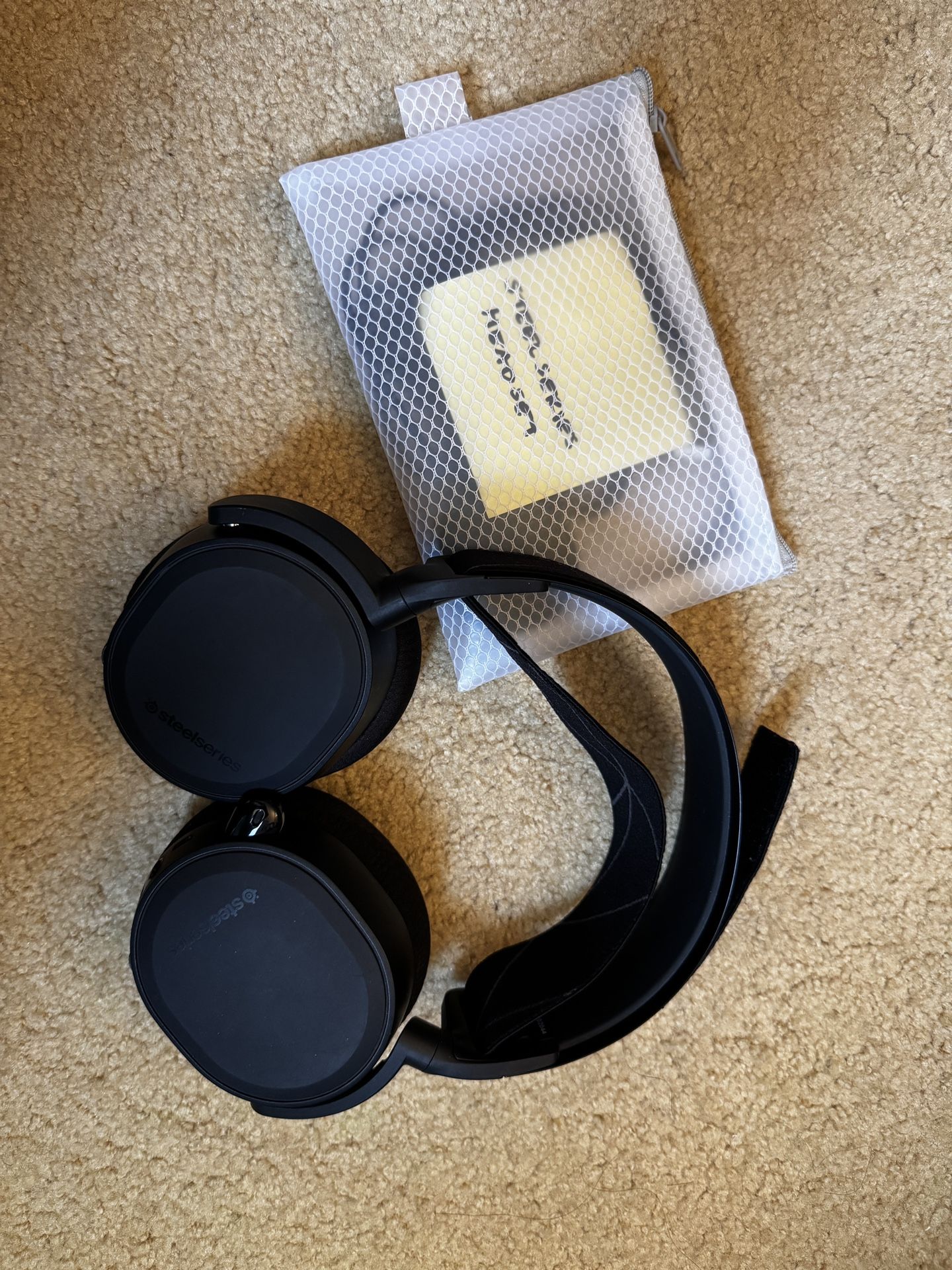 SteelSeries Arc 7 Headset