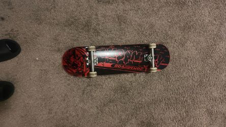 Skateboard( only used once)