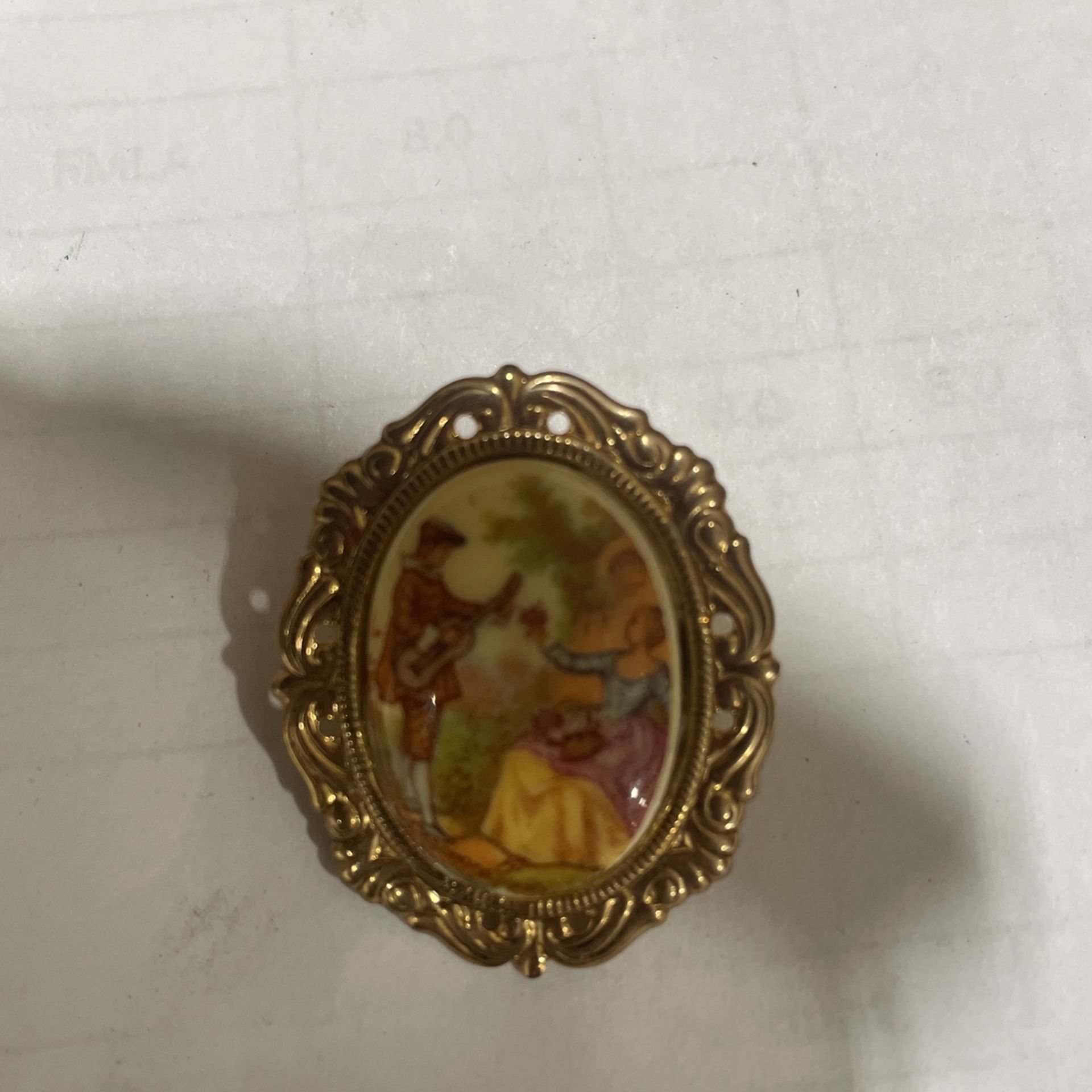 Small Brooch Victorian Courting Couple