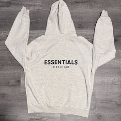 Essentials Sweater / Hoodie