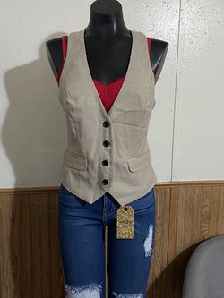 Maurices Vest Size M