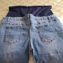 Maternity Jeans 👖 