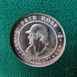 Pete Rose Commemorative Silver Medallion 