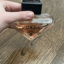 Prade perfume