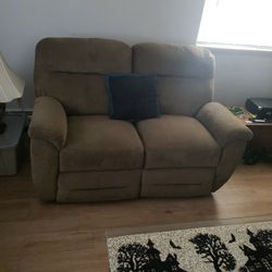 2 Seat Electric Recliner Couch