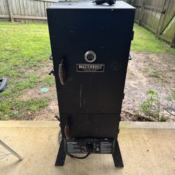 Masterbuilt MPS 230S Propane Smoker, 30" , Black