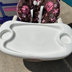 Fisher Price Space Saver High chair/Booster Seat