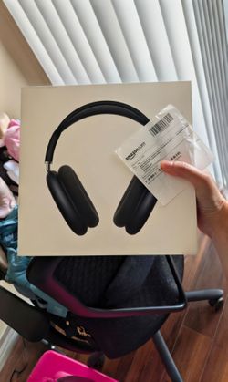 New Apple Airpods Max 2 with Purchase Receipt