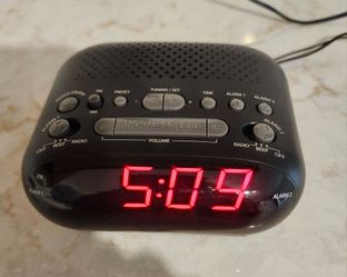 Nelsonic clock radio with dual alarms