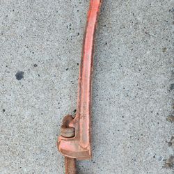 24 Inch Rigid Pipe Wrench