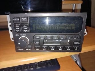 2003 Buick Century  RADIO 