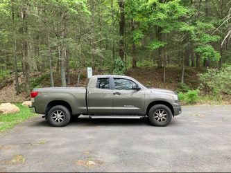 2012 Toyota tundra sr5