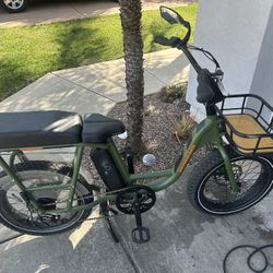 Rad Power Bike. E-bike. RadRunner