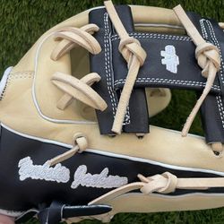 Baseball Glove 