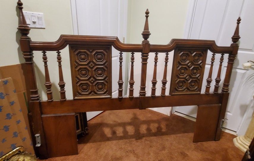 King Size Bedroom Set - Solid Quality Wood