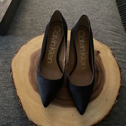 Calvin Klein Woman’s Pump