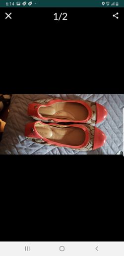 Coach flats